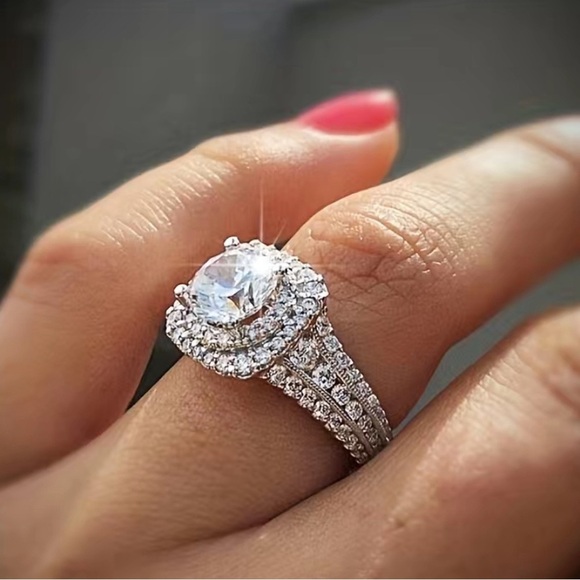 New Symbol of Eternal Love Silver Color Zirconia Ring With Lots of Bling - Picture 2 of 4